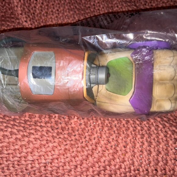 Disney- Exclusive Disney Park Buzz Lightyear Gauntlet Cup Holder New in Bag - Picture 5 of 5